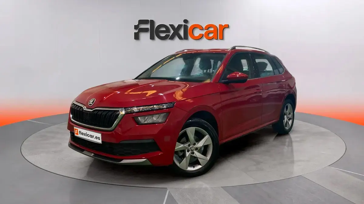 Usado Skoda Kamiq Ambition 110 CV (80 kW) 2020 Rojo SUV