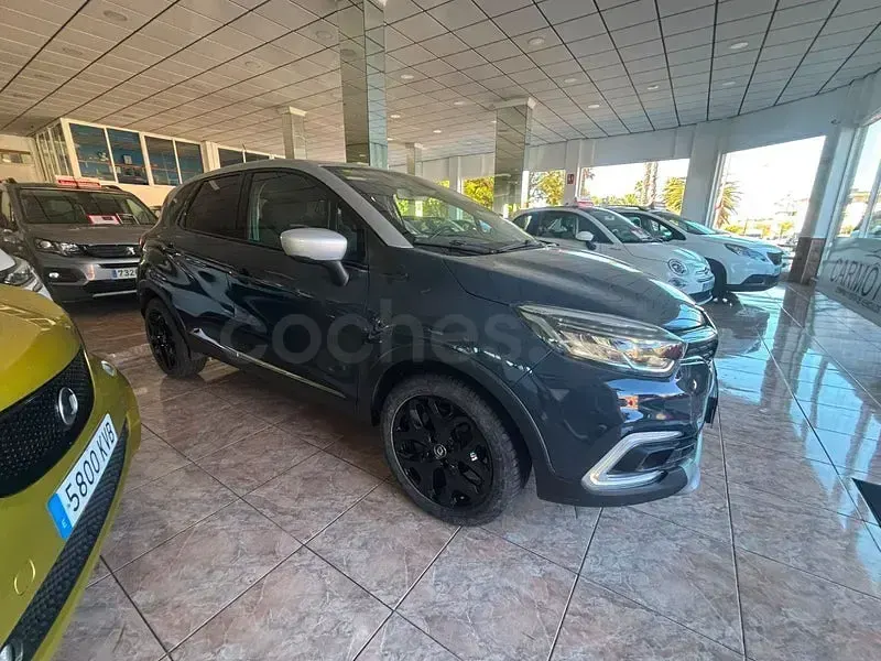 Usado Renault Captur Life 90 CV (66 kW) 2018 Azul SUV