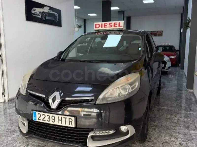 Usado Renault Scénic III Business 110 CV (80 kW) 2013 Negro Monovolumen