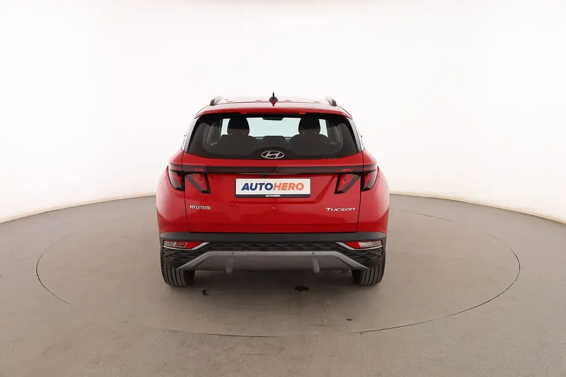 Usado Hyundai Tucson 150 CV (110 kW) 2022 Rojo SUV