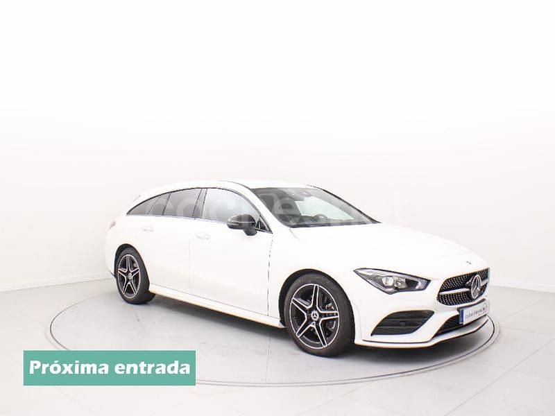 Blanco Usado 2023 Mercedes CLA200 Shooting Brake Familiar | 34.990 € (Buen precio) - Imagen 1/4