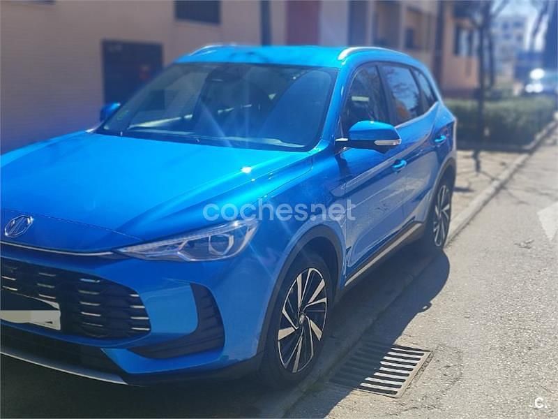 Usado MG ZS Luxury 197 CV (144 kW) 2024 Azul SUV
