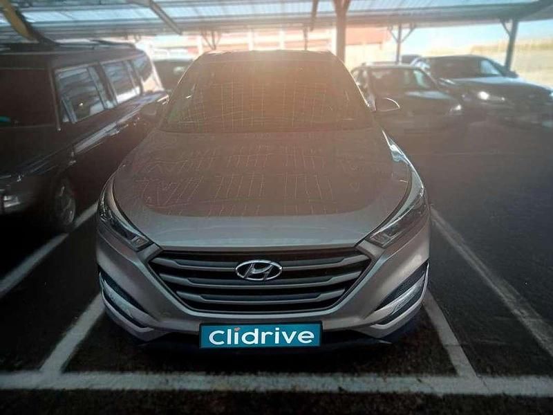 Usado Hyundai Tucson 114 CV (83 kW) 2015 Gris SUV