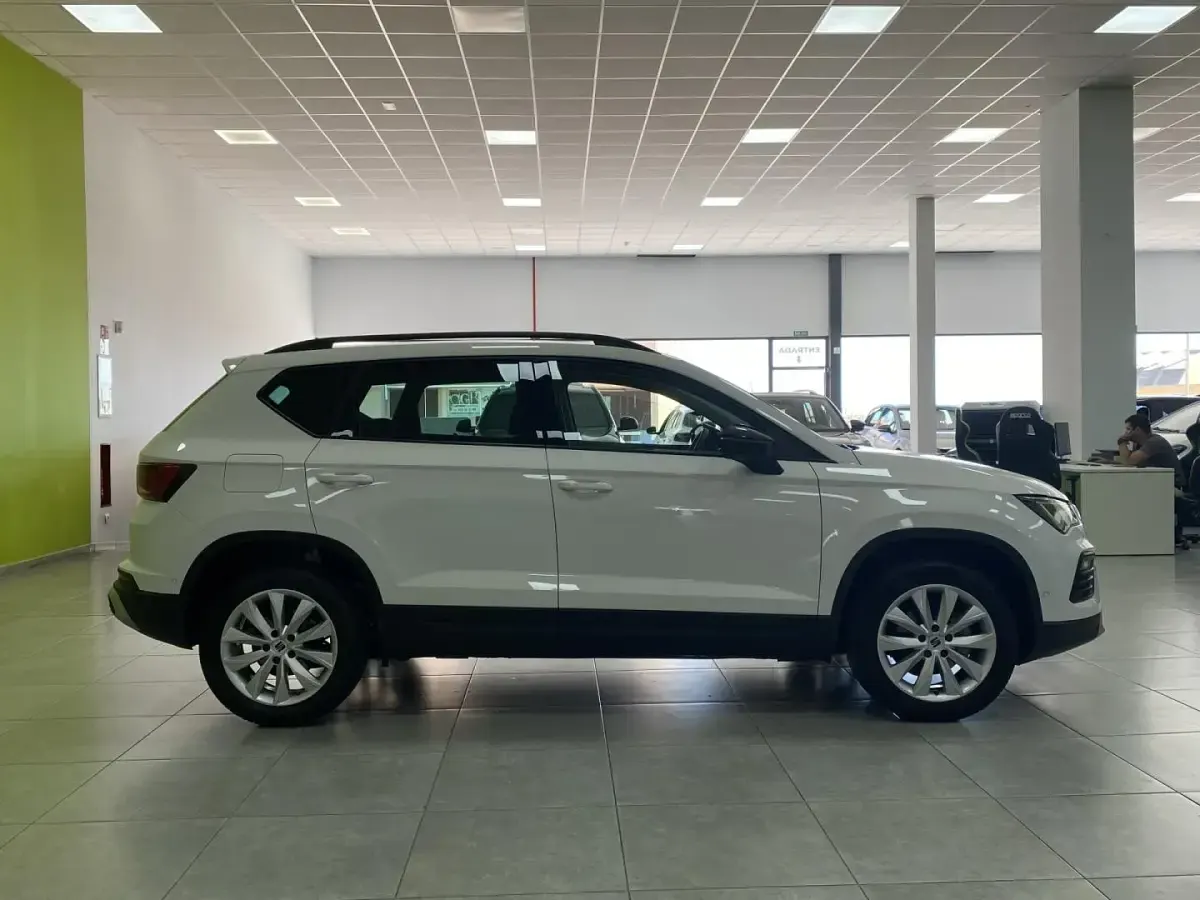 Usado Seat Ateca Style 115 CV (84 kW) 2025 Blanco SUV