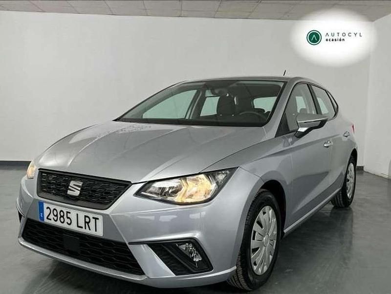 Usado Seat Ibiza Style 80 CV (58 kW) 2021 Plateado Utilitario