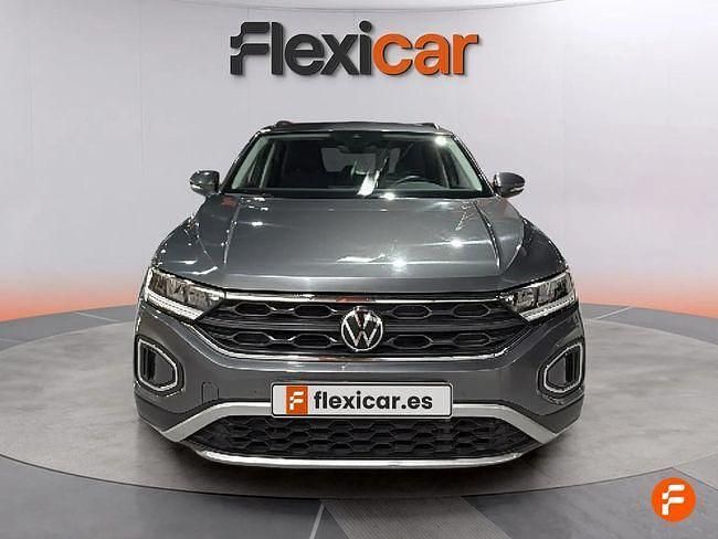 Usado VW T-Roc Life 150 CV (110 kW) 2023 Gris SUV
