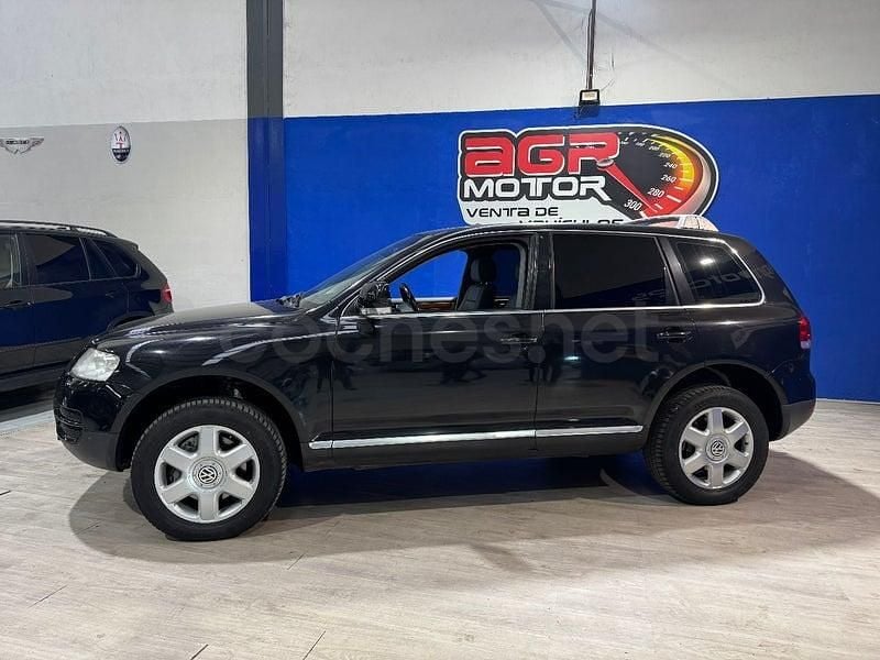 Usado VW Touareg 313 CV (230 kW) 2004 Negro SUV