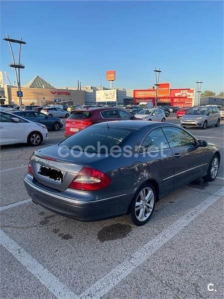 Usado Mercedes CLK280 Avantgarde 231 CV (169 kW) 2007 Azul Coupe