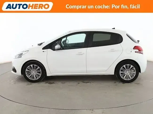 Usado Peugeot 208 Style 75 CV (55 kW) 2016 Blanco Utilitario