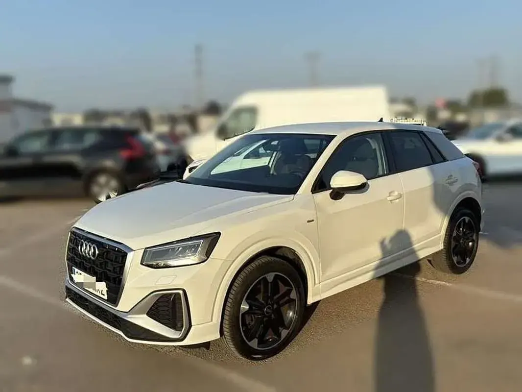 Usado Audi Q2 S-Line 116 CV (85 kW) 2023 Blanco SUV