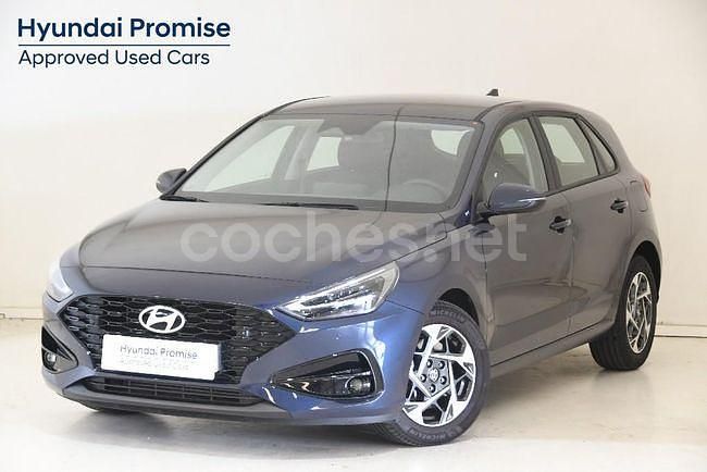 Usado Hyundai i30 100 CV (73 kW) 2024 Azul Berlina