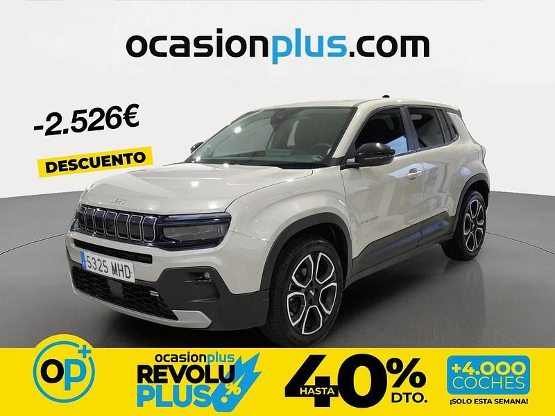 Usado Jeep Avenger Altitude 100 CV (73 kW) 2023 Gris SUV