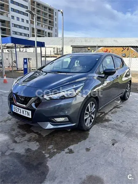 Usado Nissan Micra N-Connecta 100 CV (73 kW) 2019 Gris / plata Utilitario