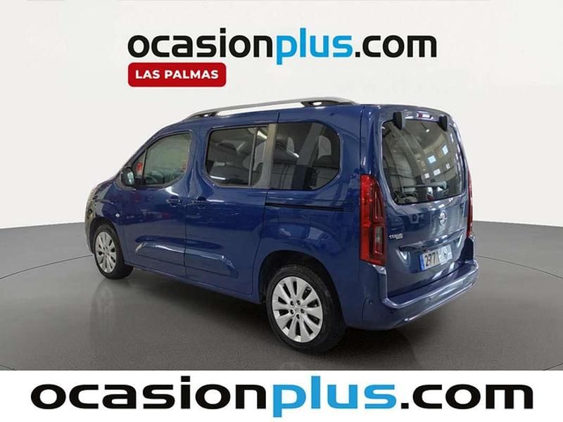 Usado Opel Combo Life Innovation 131 CV (96 kW) 2020 Azul Monovolumen