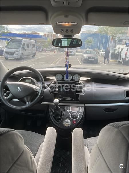 Usado Peugeot 807 130 CV (95 kW) 2006 Negro Monovolumen