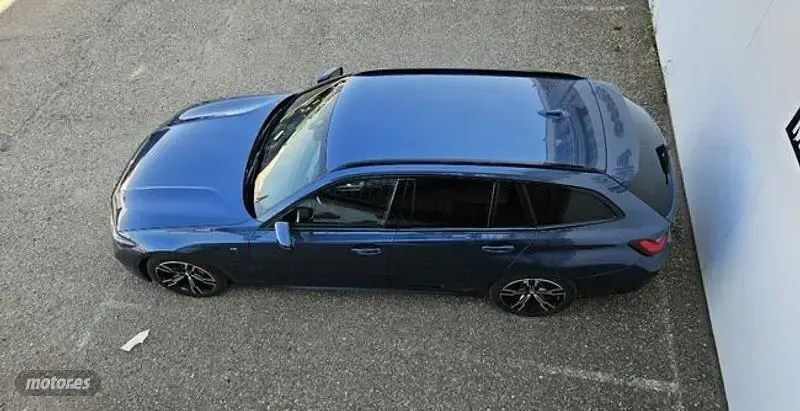 Usado BMW 330e M Sport 292 CV (214 kW) 2025 Azul Familiar