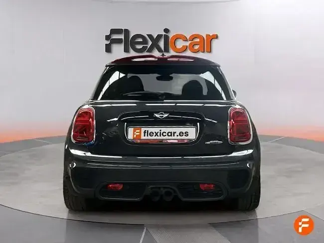 Usado Mini John Cooper Works 231 CV (169 kW) 2018 Negro Utilitario