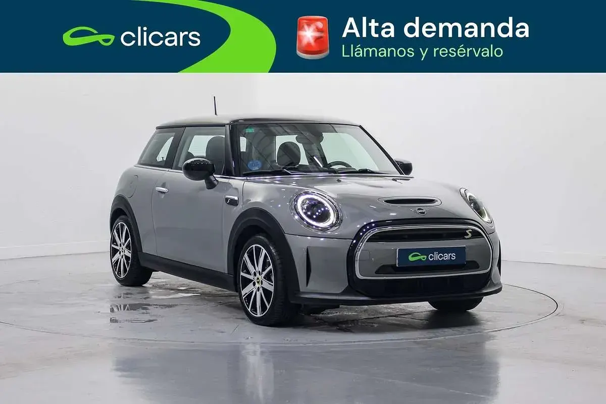 Usado Mini Cooper SE 135 kW (184 CV) 2021 Negro Utilitario