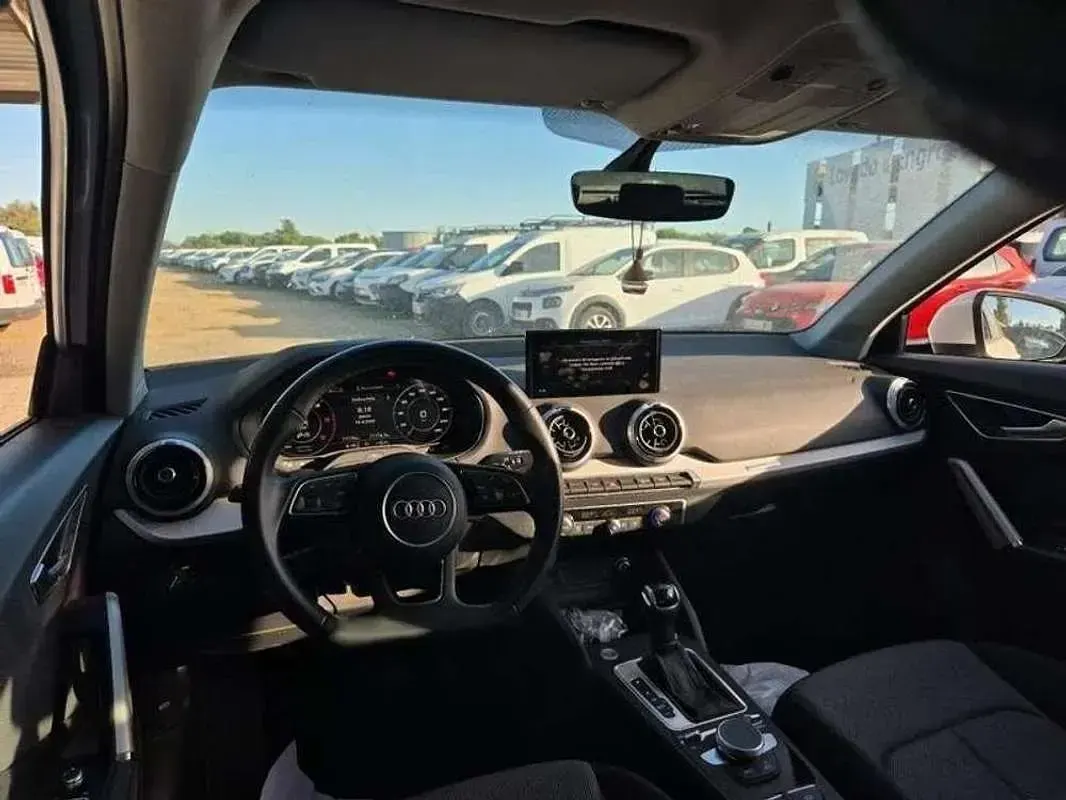 Usado Audi Q2 S-Line 150 CV (110 kW) 2023 Blanco SUV
