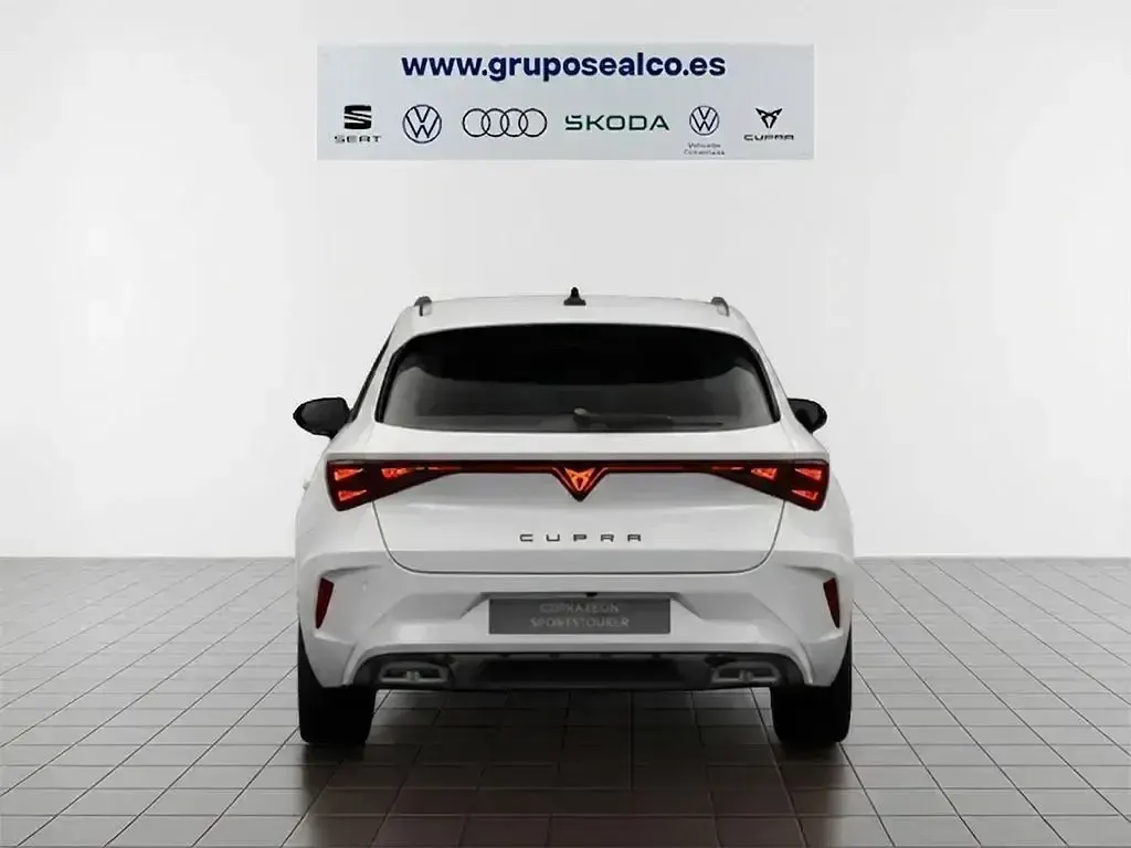 Nuevo Cupra Leon 150 CV (110 kW) 2026 Blanco Familiar