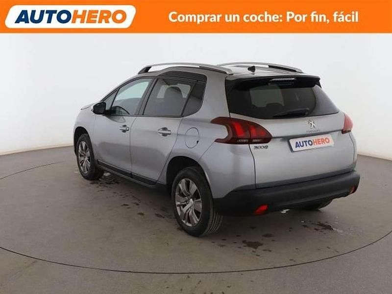 Usado Peugeot 2008 Style 82 CV (60 kW) 2018 Gris SUV