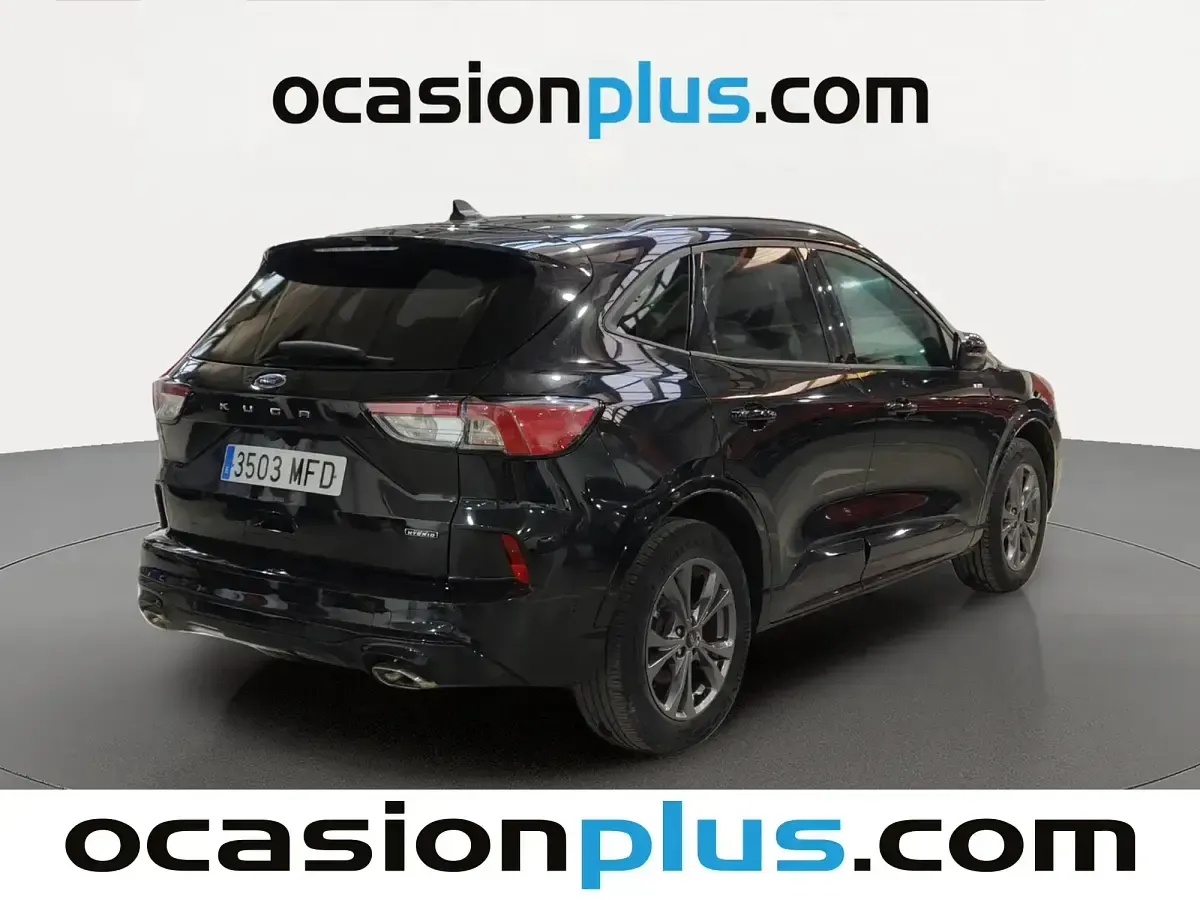 Usado Ford Kuga ST-Line 225 CV (165 kW) 2023 Negro SUV
