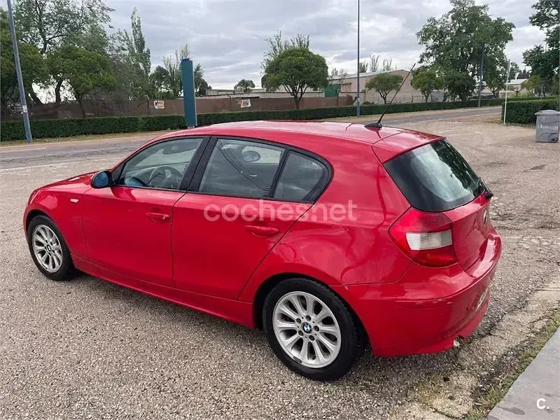 Usado BMW 120 163 CV (119 kW) 2005 Rojo Utilitario