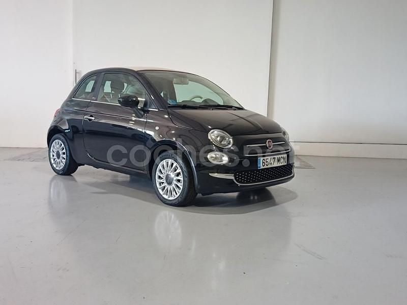 Usado Fiat 500C Dolcevita 70 CV (51 kW) 2022 Granate Descapotable