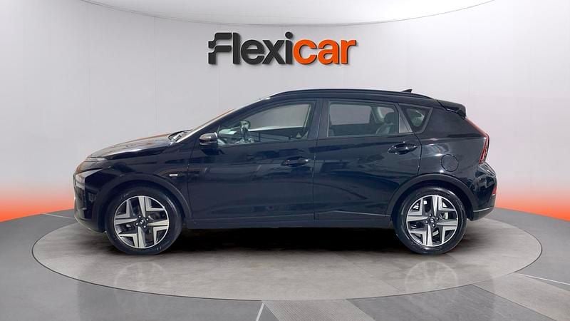 Usado Hyundai Bayon 101 HP (74 kW) 2022 Azul SUV