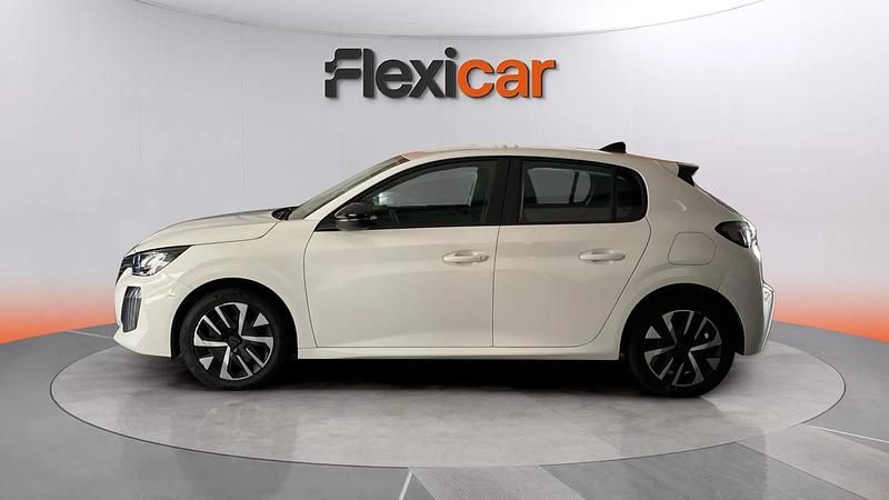 Usado Peugeot 208 Active 102 CV (75 kW) 2024 Blanco Utilitario