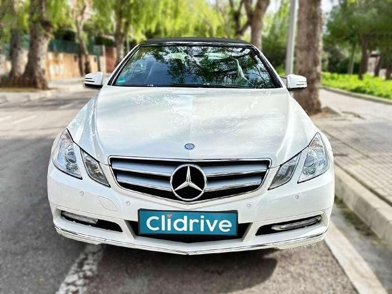 Usado Mercedes E220 Avantgarde 170 CV (125 kW) 2012 Blanco Descapotable