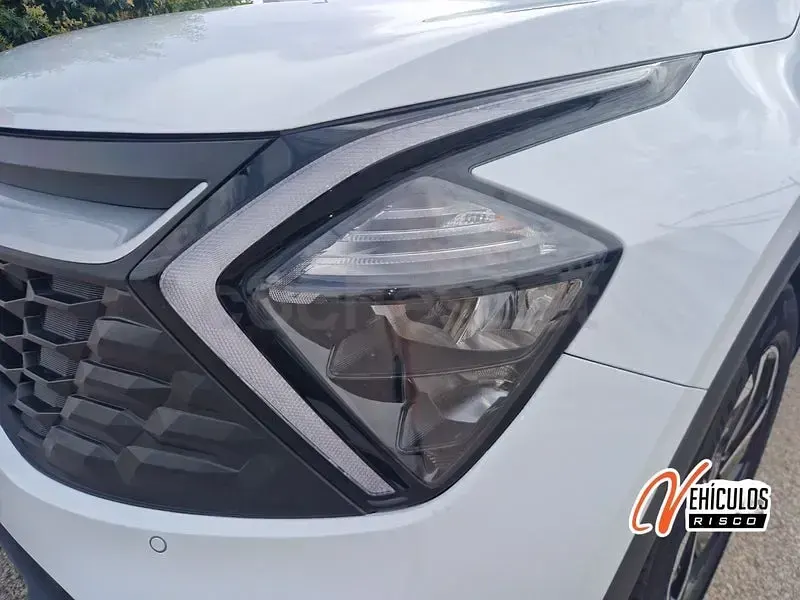 Usado Kia Sportage 230 CV (169 kW) 2022 Blanco SUV