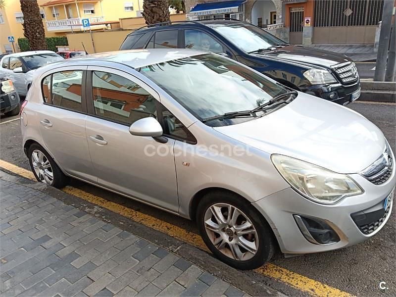 Gris / plata Usado 2011 Opel Corsa Berlina | 4500 € (Precio justo) - Imagen 1/4