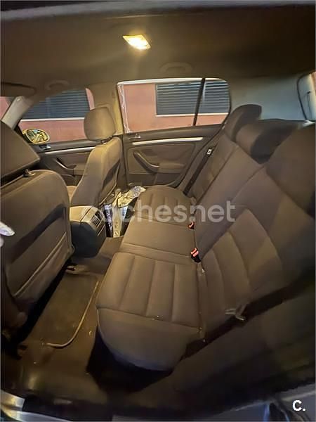 Gris / plata Usado 2004 VW Golf Sportline Berlina | 3000 € (Buen precio) - Imagen 1/4