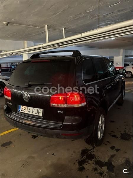 Usado VW Touareg R 174 CV (127 kW) 2006 Negro SUV