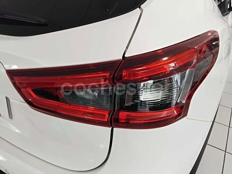 Usado Nissan Qashqai N-Connecta 140 CV (102 kW) 2019 Blanco SUV