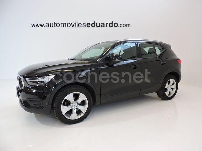 Negro Usado 2020 Volvo XC40 Momentum SUV | 26.800 € (Precio justo) - Imagen 1/4