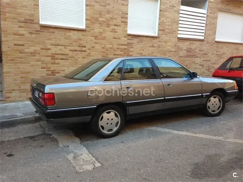 Usado Audi 100 138 CV (101 kW) 1990 Beige Familiar