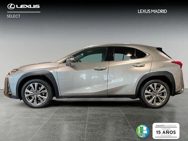 Usado Lexus UX 250h Sport Line 185 CV (136 kW) 2021 Plateado SUV