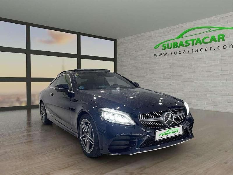 Usado Mercedes C200 184 CV (135 kW) 2021 Azul Coupe