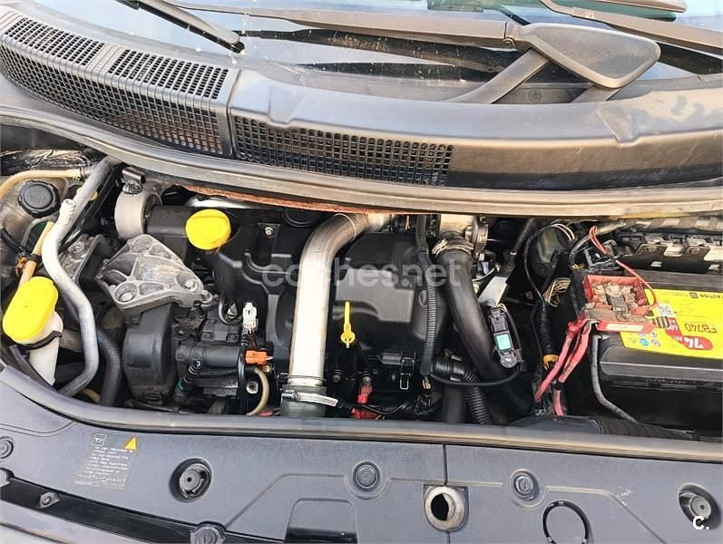 Usado Renault Scénic II Dynamique 105 CV (77 kW) 2006 Negro Monovolumen