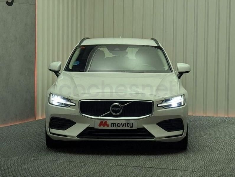 Usado Volvo V60 Momentum 197 CV (144 kW) 2022 Blanco Familiar