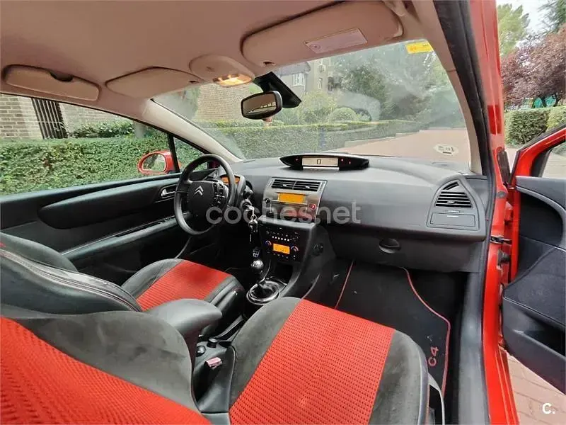 Usado Citroën C4 110 CV (80 kW) 2009 Rojo Berlina