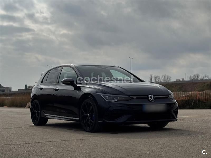 Usado VW Golf VIII R 320 CV (235 kW) 2021 Negro Berlina