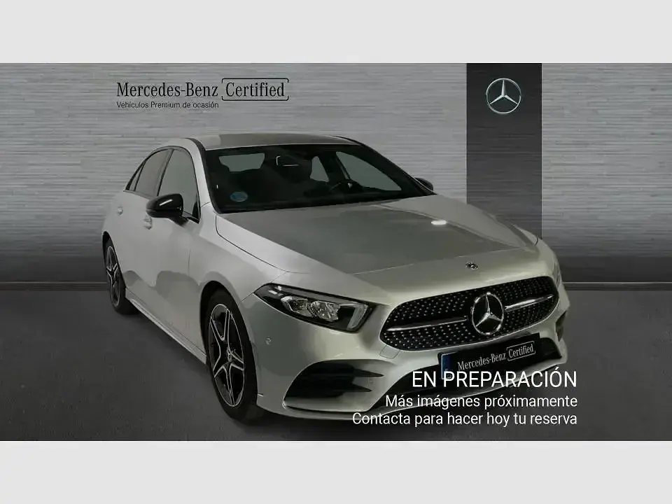 Usado Mercedes A200 150 CV (110 kW) 2022 Gris Berlina