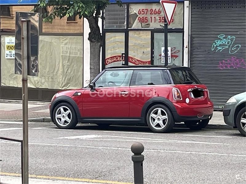 Usado Mini Cooper 120 CV (88 kW) 2007 Rojo Utilitario