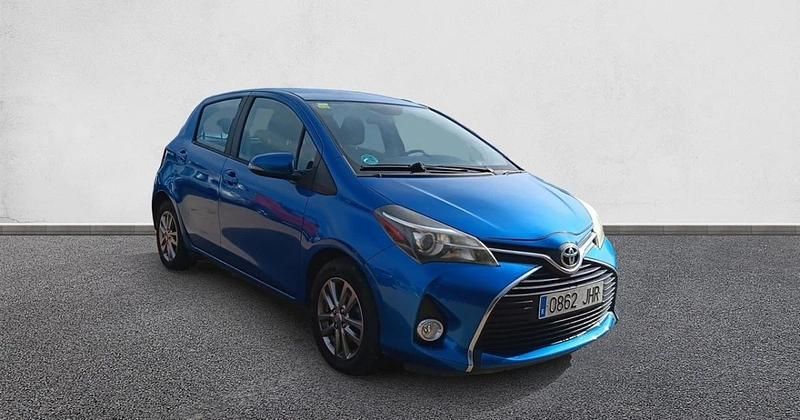 Usado Toyota Yaris Active 99 CV (72 kW) 2015 Utilitario