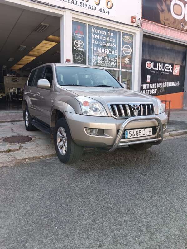 Beige Usado 2005 Toyota Land Cruiser SUV | 17.500 € (Caro) - Imagen 1/4