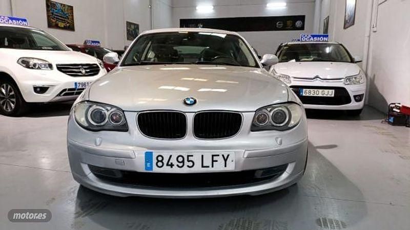 Usado BMW 123 Coupé 204 CV (150 kW) 2008 Plateado Coupe