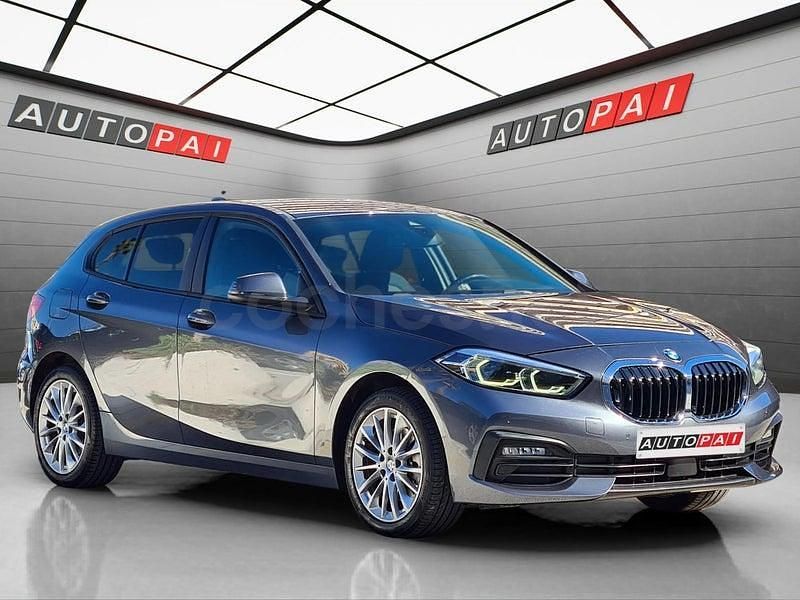 Usado BMW 118 136 CV (100 kW) 2021 Gris / plata Utilitario